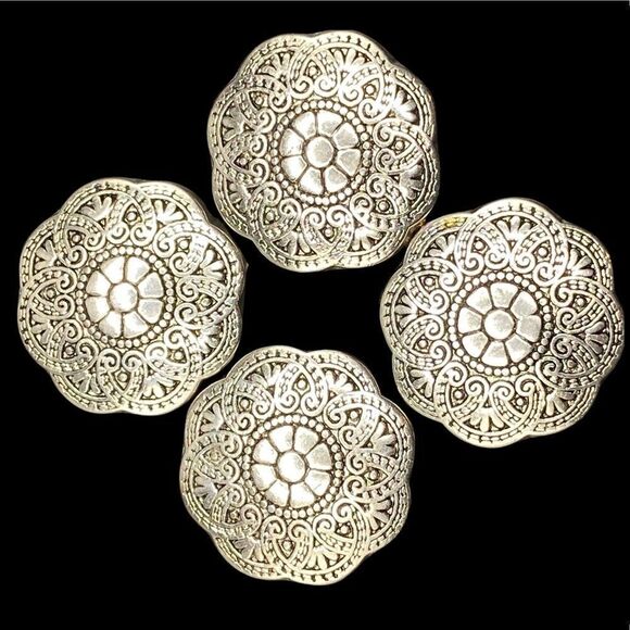 Silver button covers 4   - Picture 1 of 4